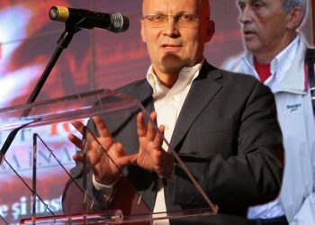 I-AM CIURUIT: incomodph.ro arată DNA unde se duc banii din bugetul CJ Prahova. În familionul Talpeş!