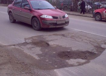 Scuzemia e boală grea. Volosevici suferă de ea și noi ne rupem mașinile