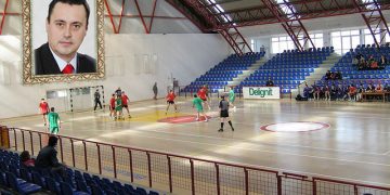 Dă la băieții din cartier pentru primaru’ … Fără număr…Să trăiască!!!!!!