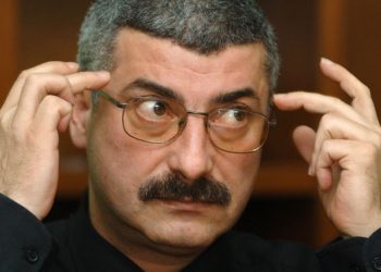 Silviu Prigoana se pune rau cu preotimea