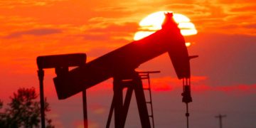 Retehnologizarea produce victime. La BAF Dărmănești din 80 de angajați mai rămân 12