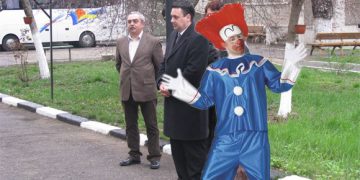 Aloo Circul? Pardon, aici Poliția Comunitară, doriți cu clovnul șef?