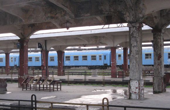 Ministre Berceanu treci prin gara noastră mică… Prigoană nu mai uda Ploieștiul după o noapte torențială