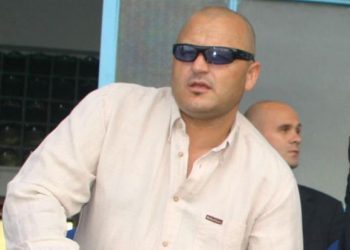 MITITELU BAGĂ FOTBALUL ÎN COLAPS!