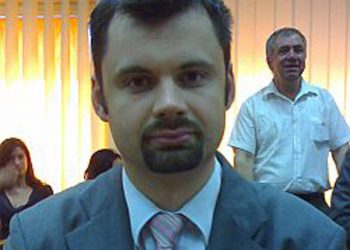 Prefectul Adrian Dobre acuzat că și-a depășit atribuțiunile intervenind în conflictul de la Scorțeni