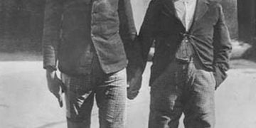 Pat și Patachon sfidează comisia de la RATP. Cică e ceva putred acolo