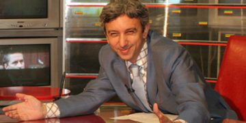 Dan Diaconescu a fost reținut 24 de ore pe visele procuroruui de caz