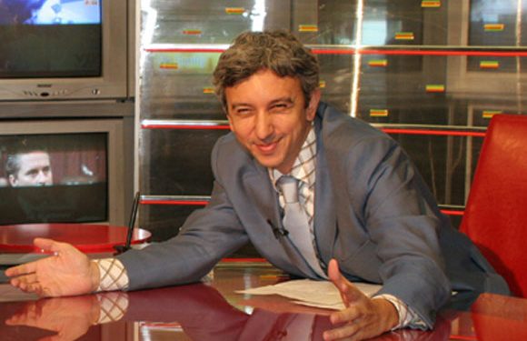 Dan Diaconescu a fost reținut 24 de ore pe visele procuroruui de caz