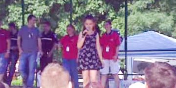 Mădălina Cernat- o copilă de 10 ani cu o voce fantastică