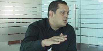 Piperea: Modificarea Codului fiscal incalca drepturile romanilor