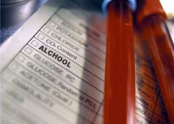 Dependentii de alcool nu mai primesc permise auto