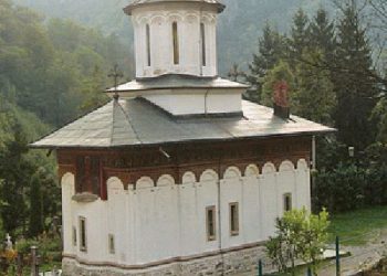 Maica Domnului de la Mănăstirea Ostrov