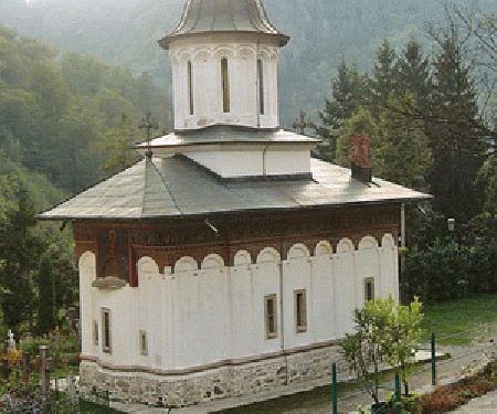 Maica Domnului de la Mănăstirea Ostrov