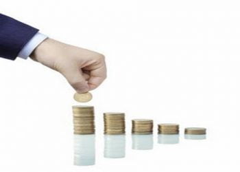 Potrivit noii legi, profesorii vor avea salarii mai mici in 2011