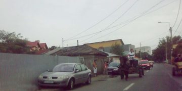 Alo, Politia… Ce facem cu carutele din trafic?