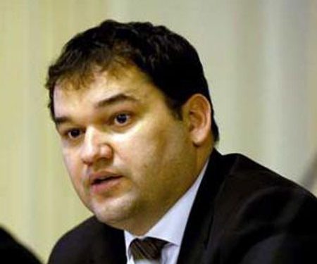 Din 2011, romanii vor avea card de sanatate
