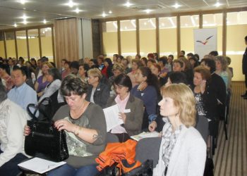 Programul de antreprenoriat pentru tinerii din mediul mic urban şi rural  Young Entrepreneurs for Sustainability (YES)