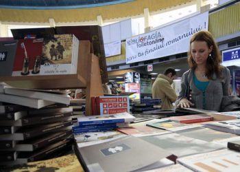 La Ploiesti, in perioada 23 – 26 septembrie 2010-SALONULUI DE CARTE, PRESA SI MUZICA