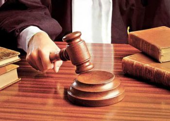 Diferenta de o zi intre motiunea de cenzura si asumarea legii Educatiei. Mai avem guvern pana atunci?