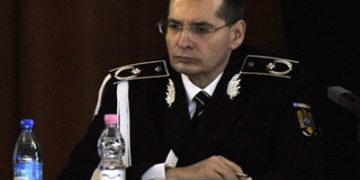 Fatuloiu in coasta lui Toba. Cererea de demitere a sefului Politiei Romane a ajuns la Boc