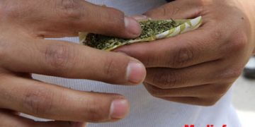 In Bucuresti, magazinele de vise la un kilometru de scoli. La Ploiesti?