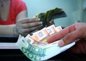 Problemele monedei euro fac si leul sa para mai tare