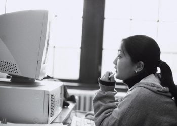 Studiile de master la ID intră în lichidare şi nu se mai organizează admitere din 2011-2012