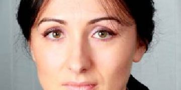 Eurodeputata Oana Antonescu îşi prezintă  activitatea pe site-ul personal