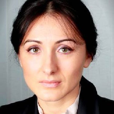 Eurodeputata Oana Antonescu îşi prezintă  activitatea pe site-ul personal