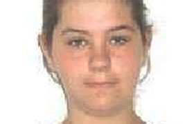 Aţi văzut-o? Andreea a plecat de acasă în ziua de 1 Mai a.c. şi nu a mai revenit până în prezent.