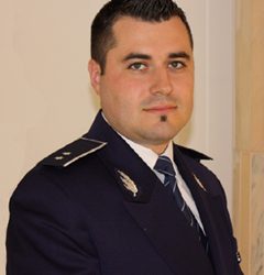Nu mai am incredere in politisti. Prea multa minciuna si fatarnicie