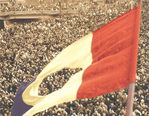 COMEMORAREA EROILOR DIN DECEMBRIE 1989 MITING LA UNIVERSITATE (FÂNTÂNA DE LA ARHITECTURĂ) Marţi, 20 decembrie 2011, 12.30-15.30