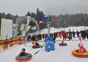 BUŞTENI, PERLA DE SUB CARAIMAN