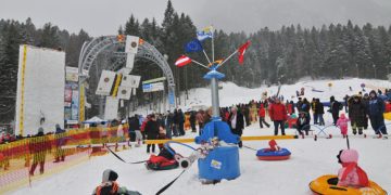 BUŞTENI, PERLA DE SUB CARAIMAN