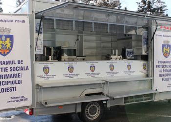 Primaria Municipiului Ploiesti organizeaza puncte mobile de distributie ceai cald