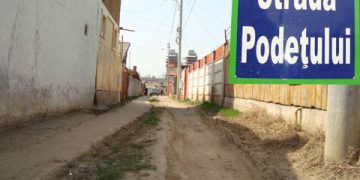 Primarul si-a dat cuvantul de onoare, dar strada Podetului a ramas tot fara canalizare
