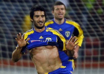 Interesele PDL la clubul Petrolul ies la iveala// Nepoata presedintelui translator la discutiile dintre suporteri si reprezentantii SeaMed