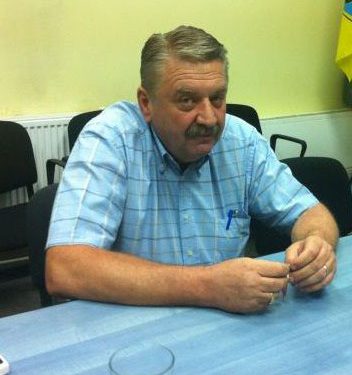 Retorica// Il trage cineva la raspundere pe Iancovici pentru cele 14 autobuze RATP trimise la mitingul USL de pe stadionul Arena Nationala?
