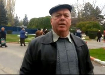 El e prototipul votantului revoltat ca a fost prins cu ciorba-n gura inainte de a vedea Sinaia