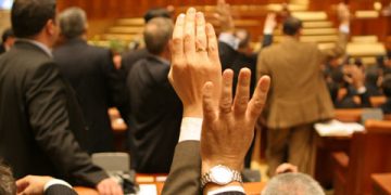 Cele mai importante protecte pentru noii parlamentari prahoveni. Intra sa vezi care sunt