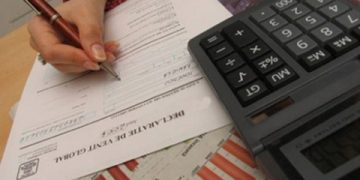 Azi este ultima zi pentru depunerea Declaratiei 220