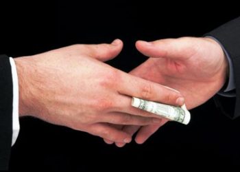 Prahovenii  plateasc in medie cea mai mica spaga din Romania