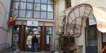 Simona Dolniceanu: “Din respect pentru contribuabili, de sarbatori am lucrat pentru a deschide caseria pe 3 ianuarie”. Rezultat- taxe majorate, abuziv