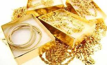 Nepotelul drag si iubit i-a amanetat bijuterii in valoare de peste 5 mii de lei