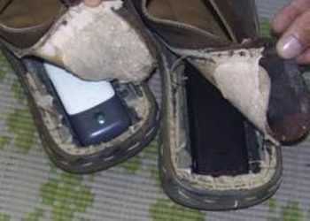 Telefoane si cartele sim- captura record in Penitenciarul Ploiesti