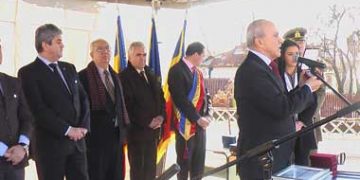 Mircea Cosma ii indeamna pe romani sa planteze fiecare cate un copac in cinstea eroilor cazuti la datorie