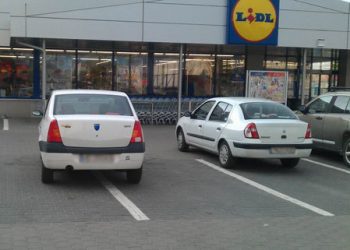 Reclame mincinoase si inselatorii la platile cu cardul. Asa inteleg marile magazine sa isi revolutioneze incasarile