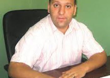 Functiile si afacerile Parvanilor se duc pe apa sambetei