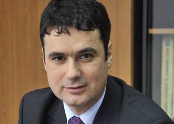 Problema navetistilor, prost inteleasa de ministrul Educatiei