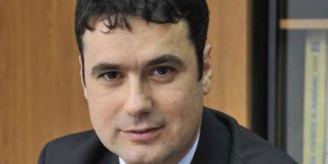 Problema navetistilor, prost inteleasa de ministrul Educatiei